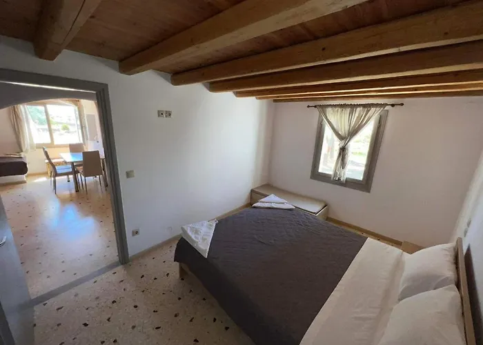 Ξενοδοχείο με διαμερίσματα Anna's Dreams