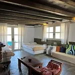 Anna's Dreams Aparthotel
