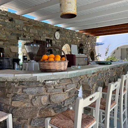 Anna's Dreams Lägenhetshotell Páros